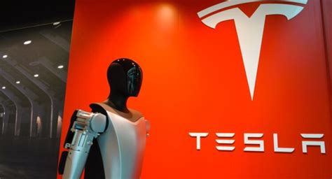 Elon Musk Teases 2026 Rollout For Tesla’s Nasdaq Tsla Humanoid Robots