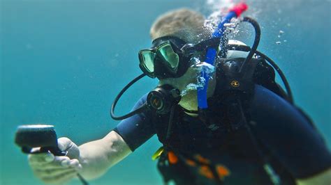 PADI Underwater Navigator Diver Stars Diving In Phuket