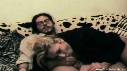 Amateur Italian Housewife Plays The Role Of Sexy Babe