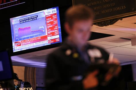 Personal Finance: Don’t Look Now, But TINA Has an Alternative - Bloomberg