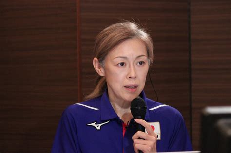 女子バレー五輪代表発表 主将に荒木、司令塔は20歳の籾井 毎日新聞