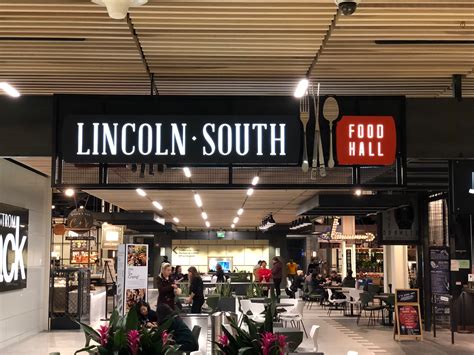 Lincoln Square South Food Hall Now Open - Downtown Bellevue Network