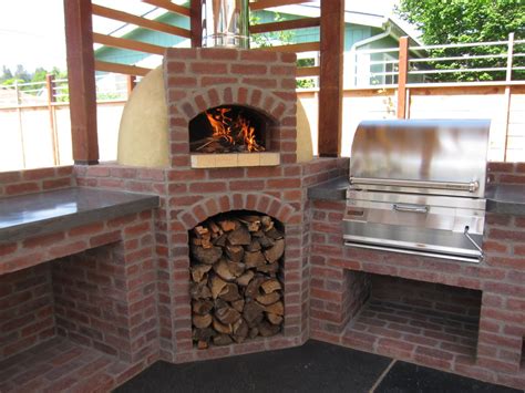 Outdoor Kitchen With Wood Fired Oven And Grill Firespeaking