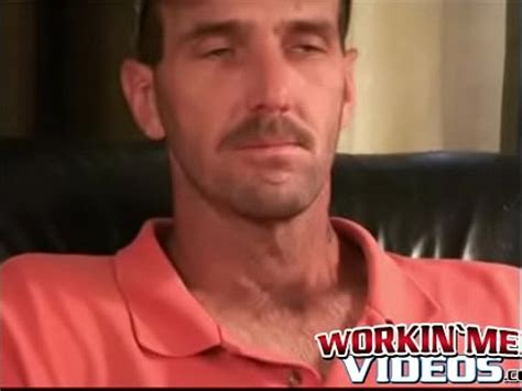 Hairy Mature Guy Jerks Off Watching Porn XNXX