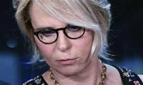 Maria De Filippi Costretta A Intervenire Drasticamente Cambiamento