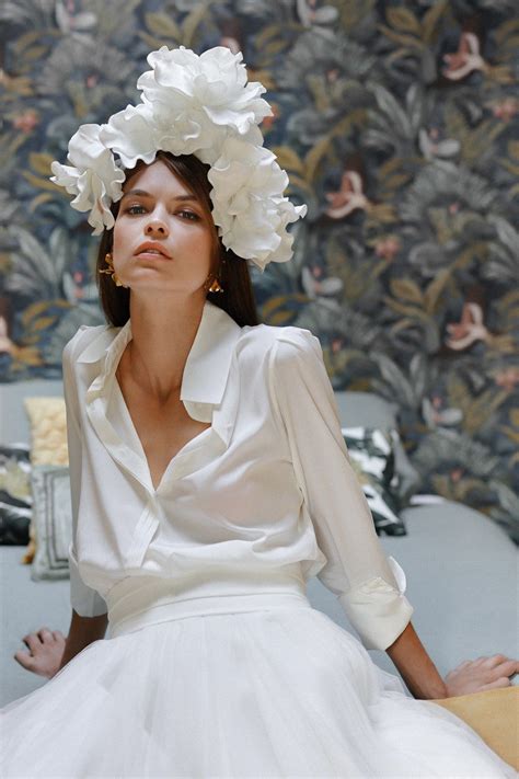 Grace Kellys Iconic Style In Rare Photographs Vogue Paris Wedding