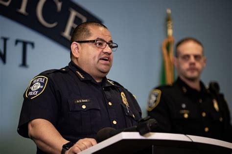 Seattle Police Veteran Sues Chief Alleging Discrimination Retaliation Kmaupdates