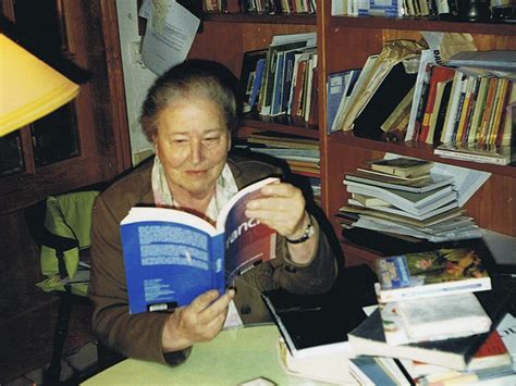 Exposición homenaje a la mujer en el Casco Antiguo Fundación Caja Badajoz