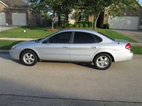 Buy Used Ford Taurus Se Sedan Door L In Friendswood Texas