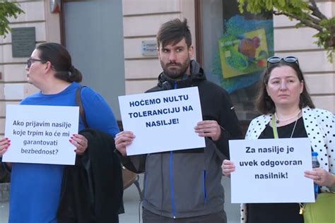 FOTO VIDEO Zbog sedmog femicida u Vojvodini još jedan protest u