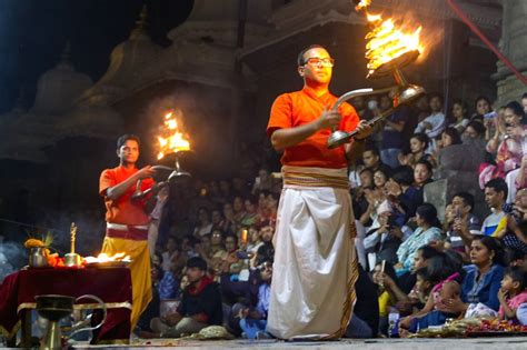 Kathmandu (Nepal): Pashupatinath Temple - aarti