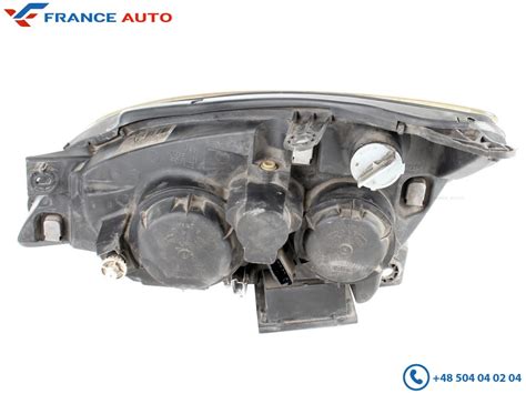 REFLEKTOR PRAWY XENON Pièces de rechange pour voitures Peugeot