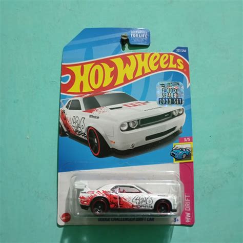 Jual HOTWHEELS HOT WHEELS HW Dodge Challenger Drift Car Putih Kota Bekasi ChentutStore
