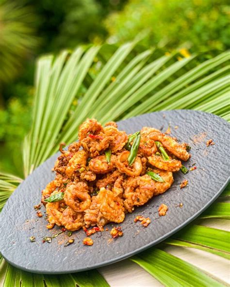 Crispy Spicy Salt Pepper Squid With Garlic Chili Zars Kitchen