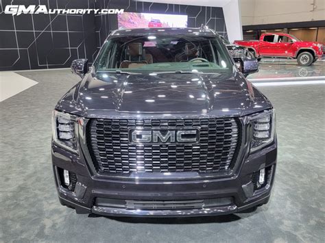 2023 GMC Yukon Denali Ultimate Live Photo Gallery