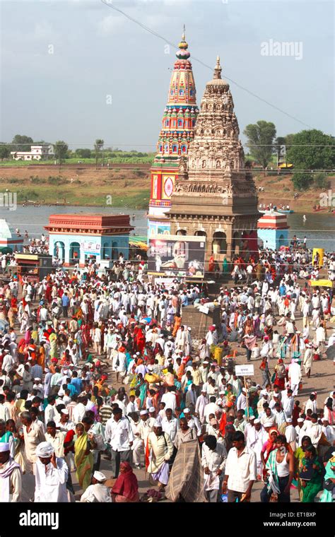 Varkari Gathered At Pundlik Temple On Occasion Of Ashadhi Ekadashi At