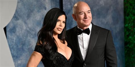 Jeff Bezos And Lauren Sánchez Are Reportedly Engaged