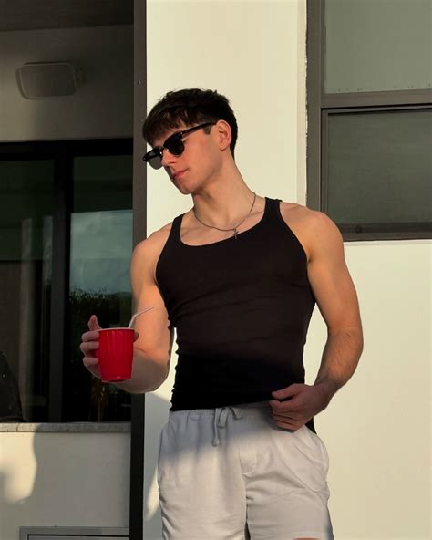 Matt Convard | Back in Boca ☀️ | Instagram