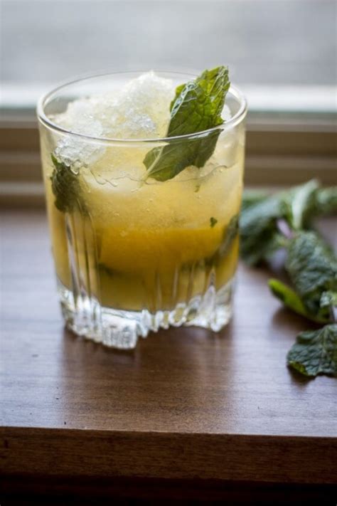 How To Make A Whiskey Smash The Wanderlust Kitchen