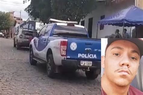 Jovem De Anos Assassinado A Tiros Dentro De Bar Em Brumado