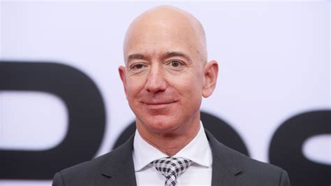 Amazon Chief Jeff Bezos Regains Worlds Richest Man Title OrissaPOST