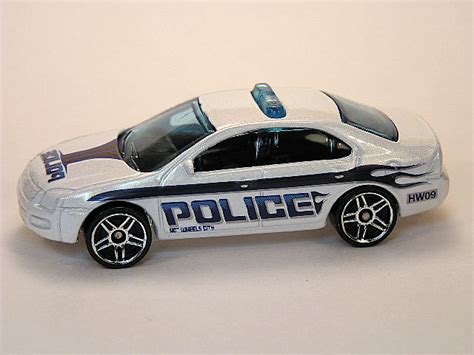 Hot Wheels Ford Fusion