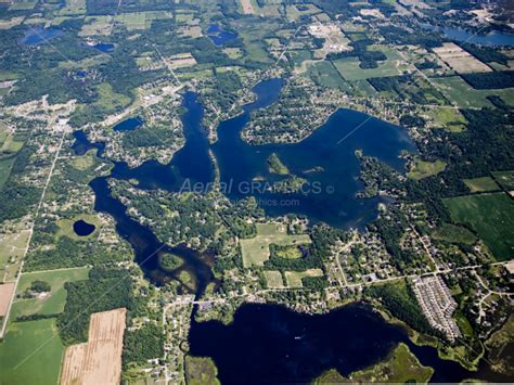 Lobdell Lake In Genesee County Photo 4678