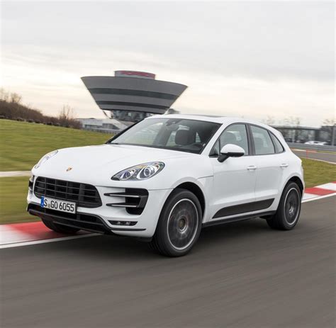 Porsche Wie Der Neue Macan Gebaut Wird Bilder And Fotos Welt