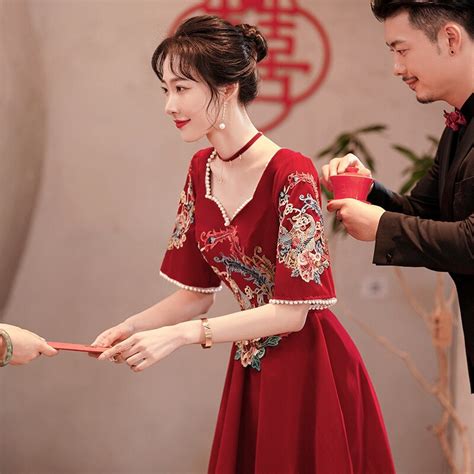 Modern Chinese Traditional Wedding Qipao Red Velvet Long Cheongsam