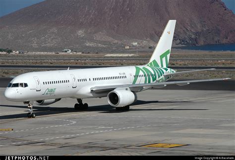 EC LBC Boeing 757 28A Mint Airways A Bacallado JetPhotos