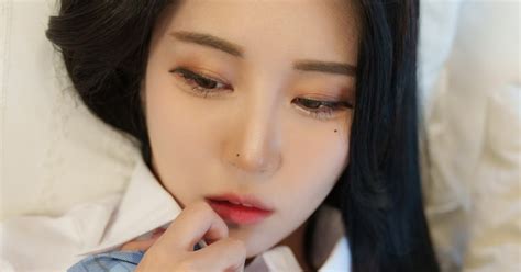 Bimilstory Under Boob Jeong Bomi Set