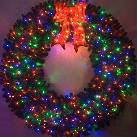 6 FOOT COLOR CHANGING L.E.D. CHRISTMAS WREATH ...