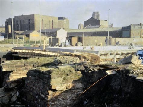 Photograph Of Salthouse And Wapping Docks Passage National Museums