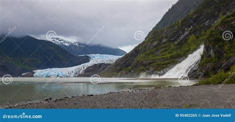 Glaciar Del ` S De Mendenhall En Juneau Alaska Imagen De Archivo