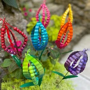 Metal Flower Garden Decor, Metal Sculpture Set of 7, 24'' Tall, Garden ...