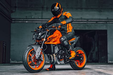 Ktm Duke Review First Look Motorcycle News