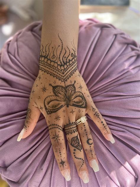 Pin By Rokia Helmy On Tattoos In 2024 Henna Tattoo Designs Hand