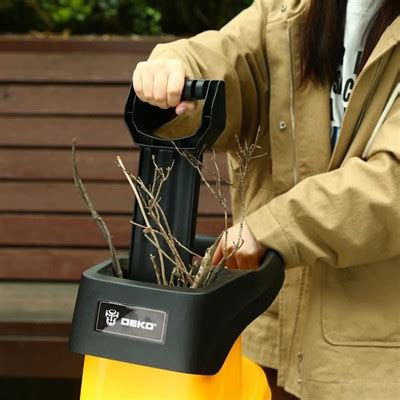 Измельчитель садовых отходов сетевой DEKO DKSH3200 (3200 Вт, ветки до ...