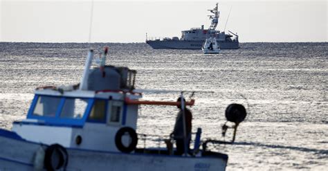 Divers Search Bayesian For Mike Lynch And 5 Others Lost In Sicily Yacht