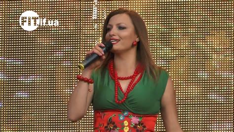 Оксана Сливка - Землі ніхто не вибирає - YouTube