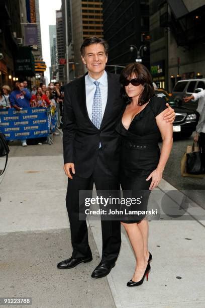 1008 Dr Mehmet Oz Lisa Oz Stock Photos High Res Pictures And Images