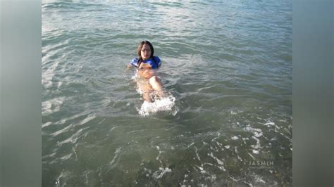 Asian Stockings Milf XXX Dessert Picture 2