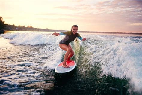 Por Qué Toda Mujer Debe Ser Una Chica Surfista Aprende A Surfear