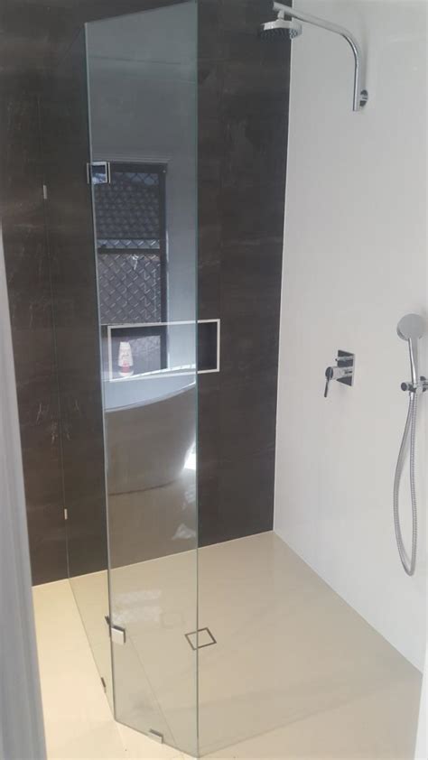 Frameless Shower Screens Clearly Glass