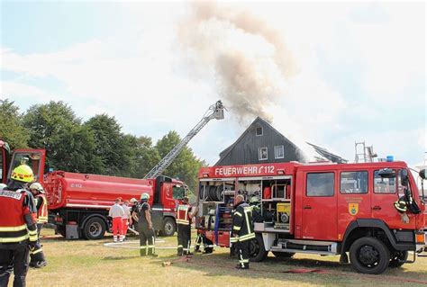 Ehemaliger Gasthof In Niederlauterstein Brennt Blick Erzgebirge