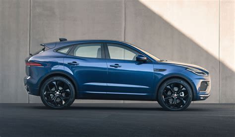 Jaguar E Pace R Dynamic Black Edition Al Debutto