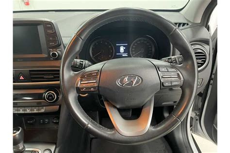 Sold Hyundai Kona Elite In White Used Suv Warrenheip Vic