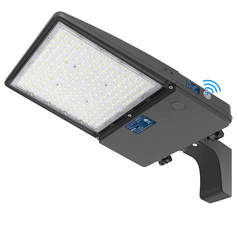 Buy AKK 300W LED Parking Lot Lights With Arm 42000LM 140LM W 5000K