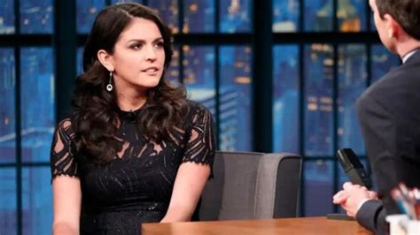 Who Is Cecily Strong Whats Behind Cecily Strongs Recent Weight Gain