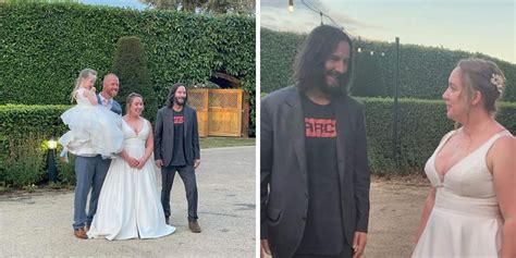 Keanu Reeves Showed Up At A Stranger's Wedding & Even Posed For Pics ...